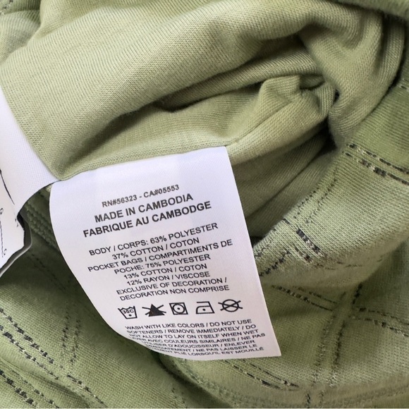 Nike Womens Yoga Therma Fit Jacquard Reversible Oversized
Kimono Top Large - Picture 7 of 16